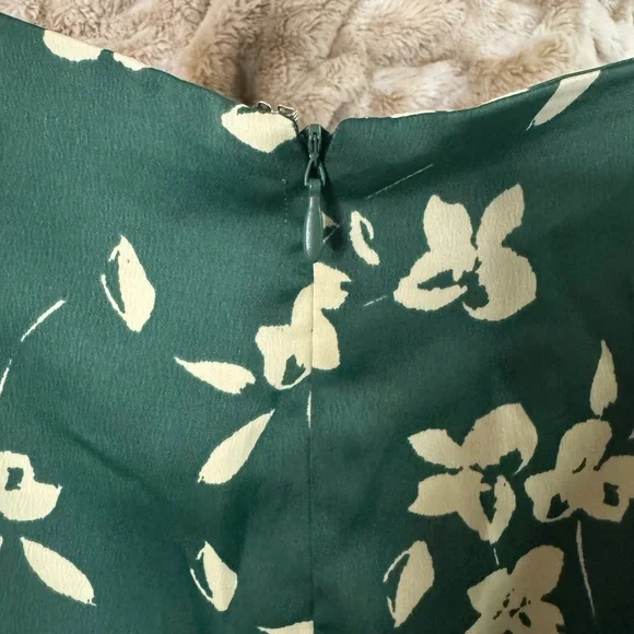 Urban Outfitters Green Floral Skirt - Picture 5 of 5